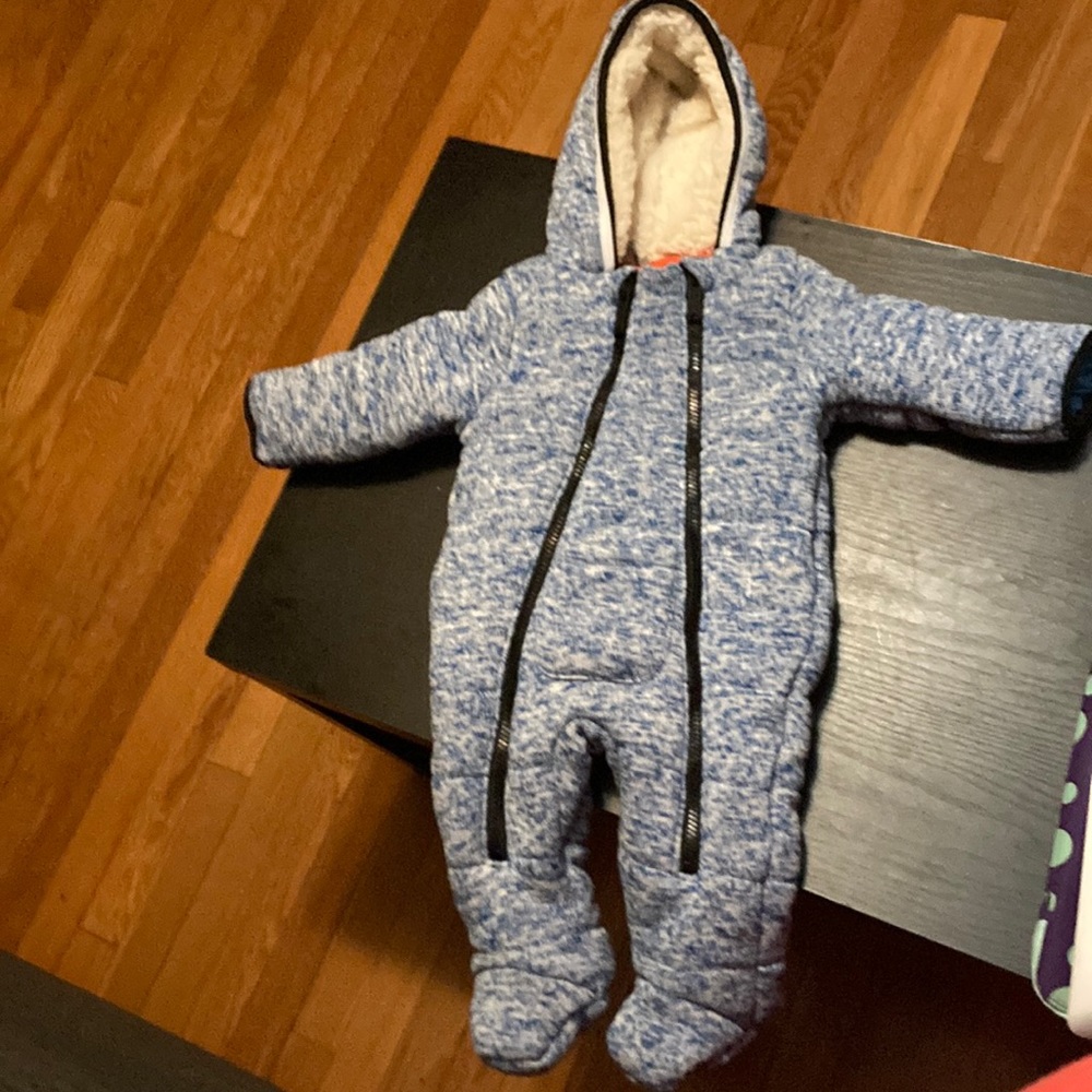 Kids snowsuit